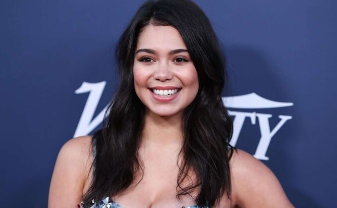 Auli’i Cravalho Net Worth 2022